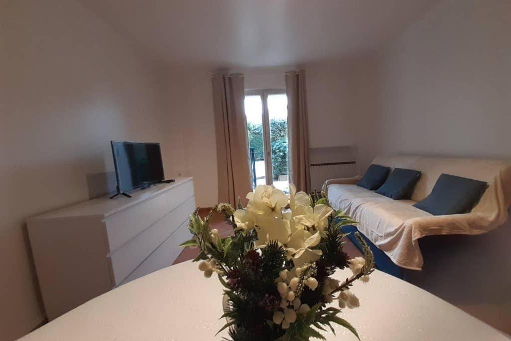 La Belle Ortine Apartment Esbly Ngoại thất bức ảnh