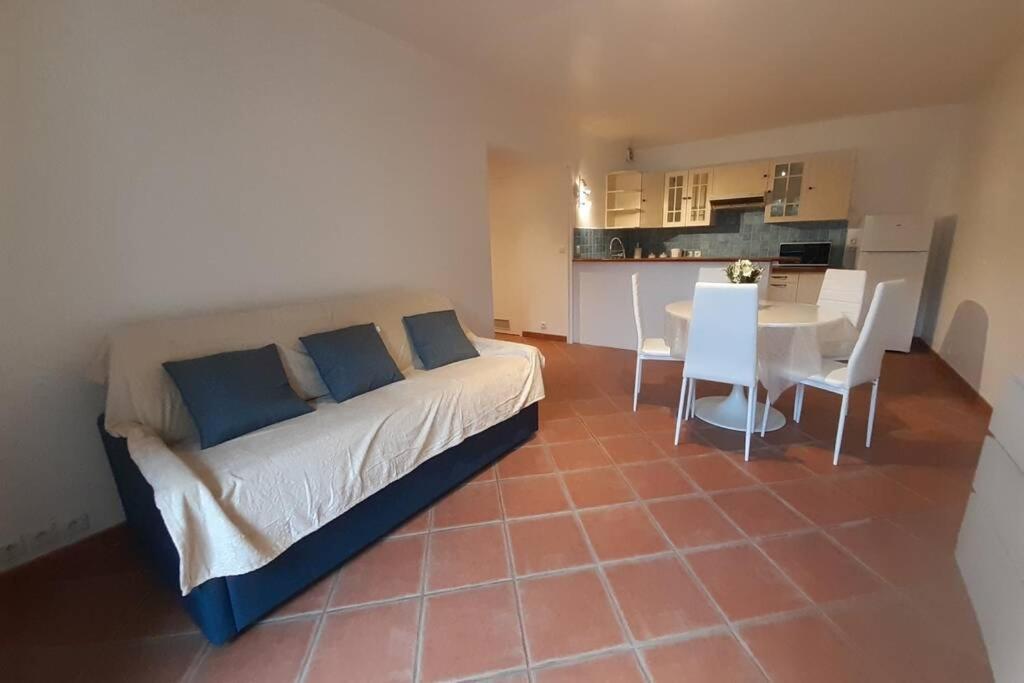 La Belle Ortine Apartment Esbly Ngoại thất bức ảnh